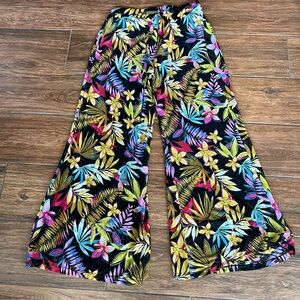 Antthony Black Wide-Leg Pants with Bright Tropical Print